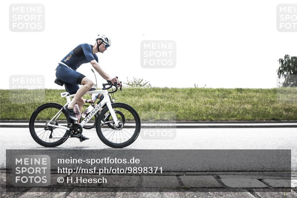 21.06.2026 - 29. Vierlanden-Triathlon H.Heesch http://msf.ph/oto/9898371 21.06.2026 11:11:40 Radfahren 89, 220, 611, 641, 695, 709 meine-sportfotos.de