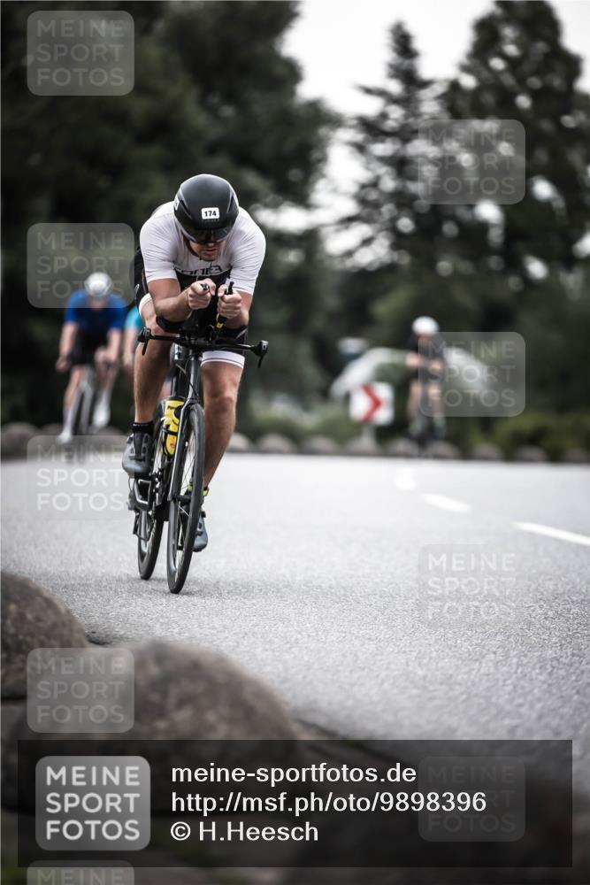 21.06.2026 - 29. Vierlanden-Triathlon H.Heesch http://msf.ph/oto/9898396 21.06.2026 10:04:55 Radfahren 174, 292, 332, 352 meine-sportfotos.de