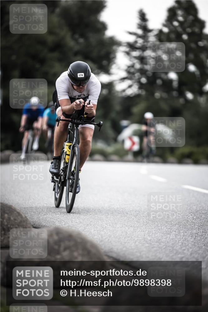 21.06.2026 - 29. Vierlanden-Triathlon H.Heesch http://msf.ph/oto/9898398 21.06.2026 10:04:55 Radfahren 174, 292, 332, 352 meine-sportfotos.de