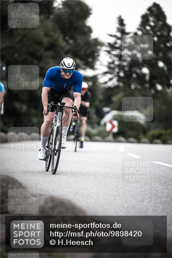 21.06.2026 - 29. Vierlanden-Triathlon H.Heesch http://msf.ph/oto/9898420 21.06.2026 10:04:57 Radfahren 130, 174, 292, 308, 332, 352 meine-sportfotos.de