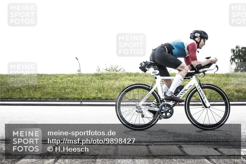 21.06.2026 - 29. Vierlanden-Triathlon H.Heesch http://msf.ph/oto/9898427 21.06.2026 11:12:56 Radfahren 539, 703 meine-sportfotos.de