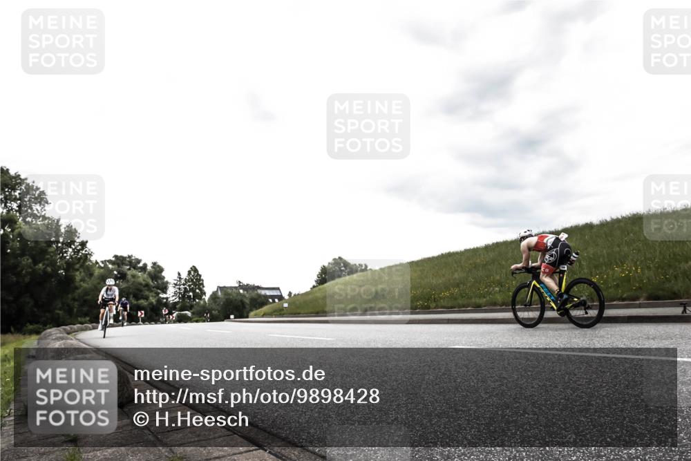 21.06.2026 - 29. Vierlanden-Triathlon H.Heesch http://msf.ph/oto/9898428 21.06.2026 10:03:56 Radfahren 35, 161, 238, 257, 362, 376 meine-sportfotos.de