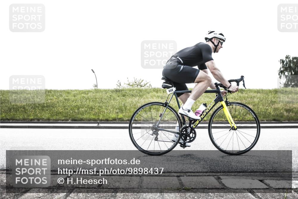 21.06.2026 - 29. Vierlanden-Triathlon H.Heesch http://msf.ph/oto/9898437 21.06.2026 11:13:08 Radfahren 173, 649, 659, 720, 787 meine-sportfotos.de