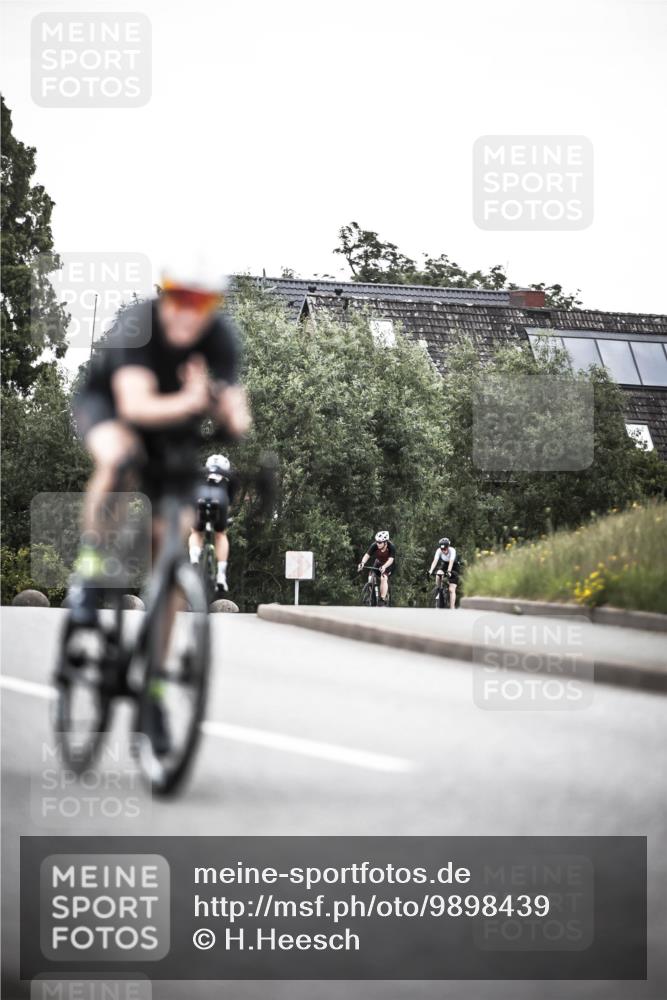 21.06.2026 - 29. Vierlanden-Triathlon H.Heesch http://msf.ph/oto/9898439 21.06.2026 10:04:59 Radfahren 130, 292, 308, 332, 352 meine-sportfotos.de