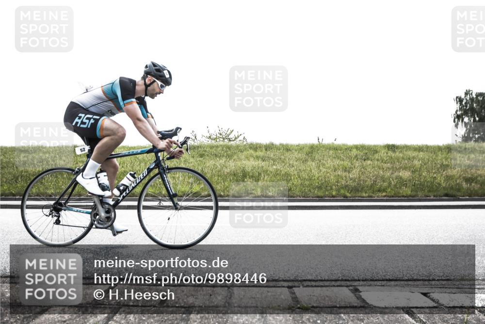 21.06.2026 - 29. Vierlanden-Triathlon H.Heesch http://msf.ph/oto/9898446 21.06.2026 11:13:16 Radfahren 25, 52, 183, 649, 720 meine-sportfotos.de