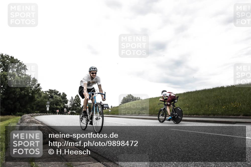 21.06.2026 - 29. Vierlanden-Triathlon H.Heesch http://msf.ph/oto/9898472 21.06.2026 10:06:19 Radfahren 354 meine-sportfotos.de