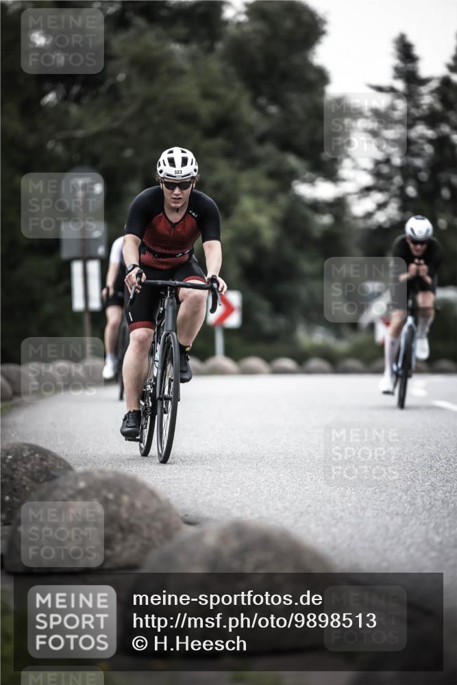 21.06.2026 - 29. Vierlanden-Triathlon H.Heesch http://msf.ph/oto/9898513 21.06.2026 10:05:07 Radfahren 130, 264, 275, 308, 323, 326 meine-sportfotos.de