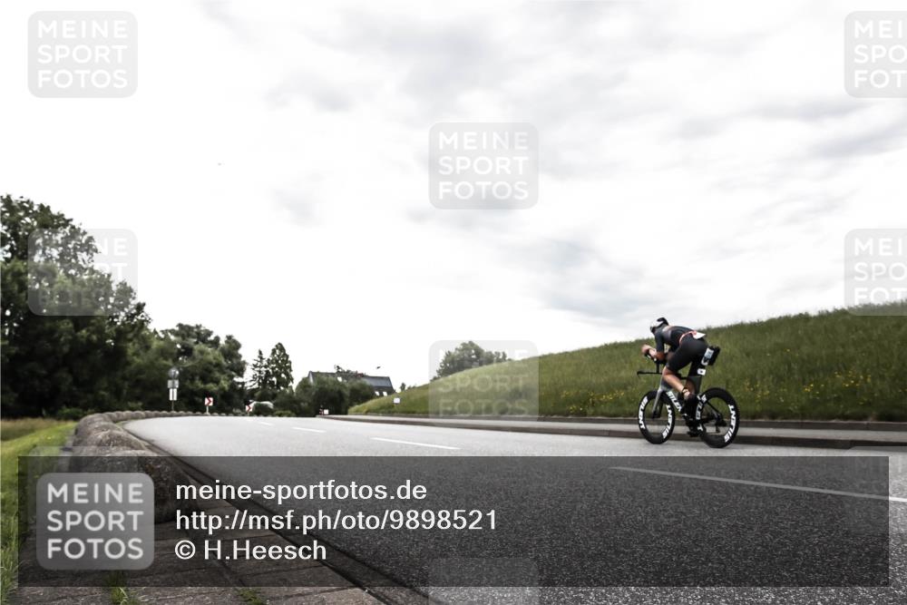 21.06.2026 - 29. Vierlanden-Triathlon H.Heesch http://msf.ph/oto/9898521 21.06.2026 10:08:58 Radfahren 124 meine-sportfotos.de