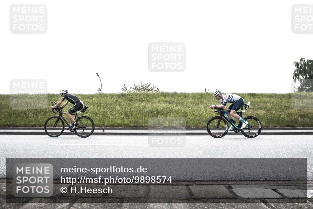21.06.2026 - 29. Vierlanden-Triathlon H.Heesch http://msf.ph/oto/9898574 21.06.2026 11:17:46 Radfahren 82, 151, 179, 225, 290 meine-sportfotos.de