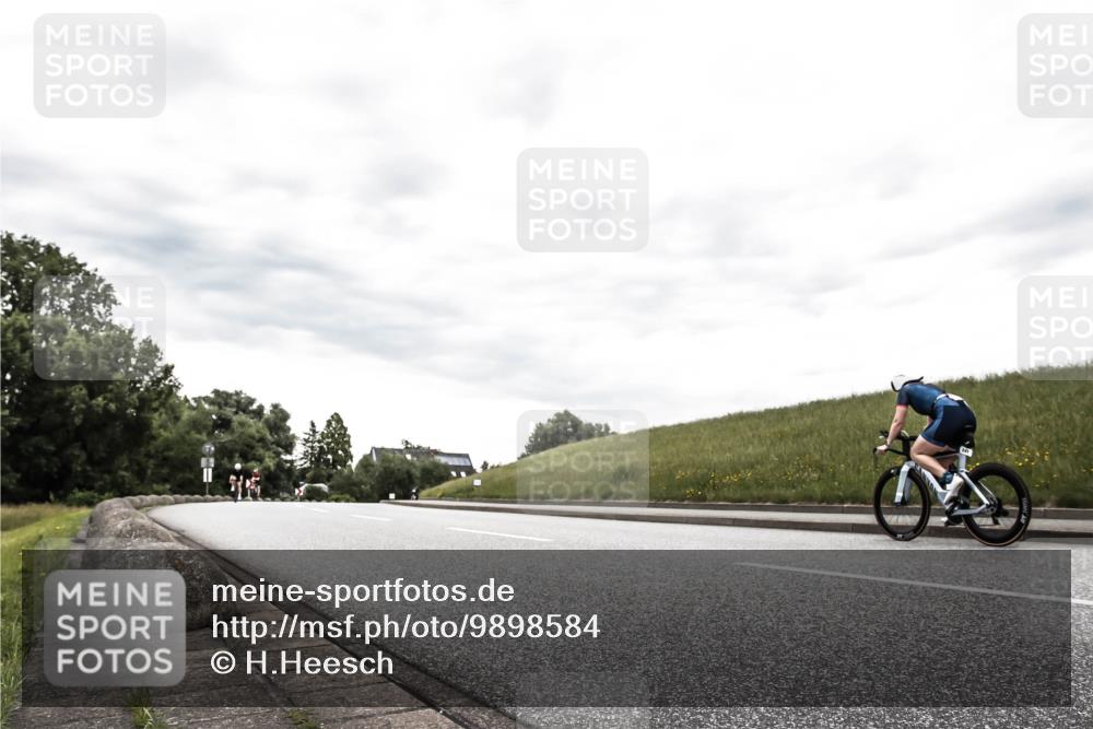 21.06.2026 - 29. Vierlanden-Triathlon H.Heesch http://msf.ph/oto/9898584 21.06.2026 10:19:25 Radfahren 171, 184, 242, 1356 meine-sportfotos.de