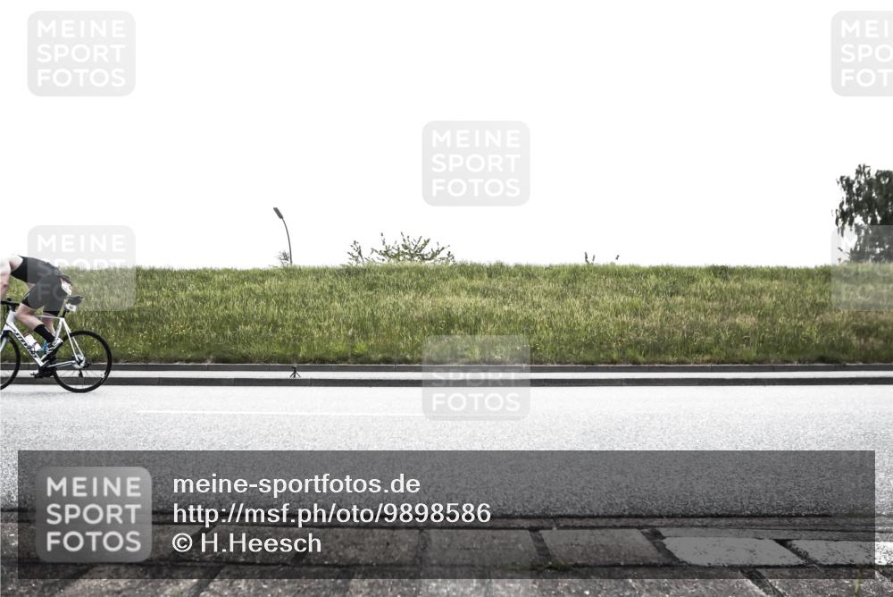 21.06.2026 - 29. Vierlanden-Triathlon H.Heesch http://msf.ph/oto/9898586 21.06.2026 11:17:58 Radfahren 29, 82, 180, 648 meine-sportfotos.de
