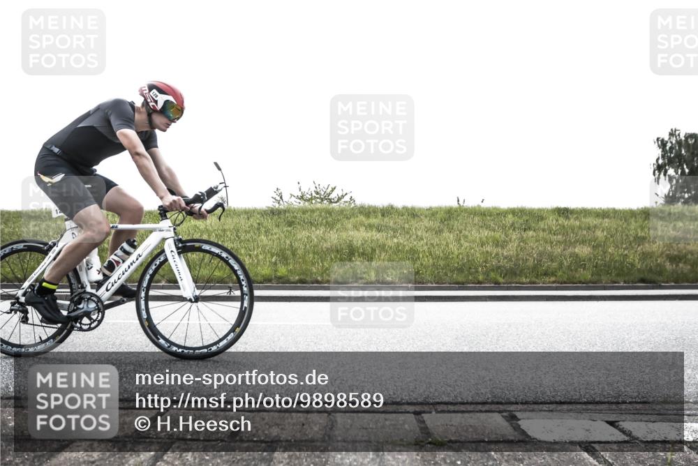 21.06.2026 - 29. Vierlanden-Triathlon H.Heesch http://msf.ph/oto/9898589 21.06.2026 11:18:04 Radfahren 29, 128, 180, 228, 684 meine-sportfotos.de