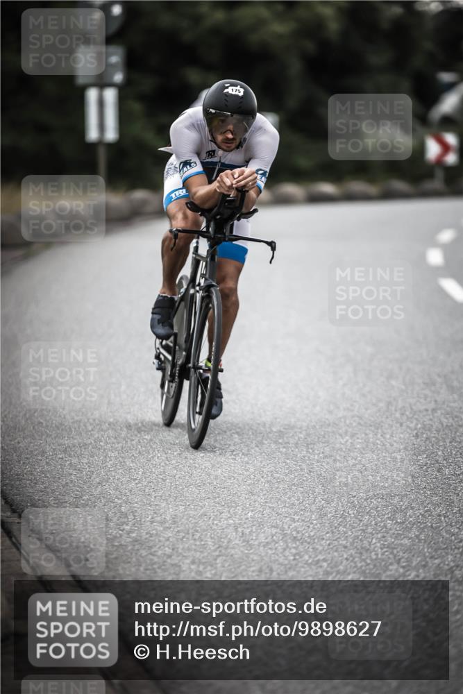 21.06.2026 - 29. Vierlanden-Triathlon H.Heesch http://msf.ph/oto/9898627 21.06.2026 10:05:33 Radfahren 5, 103, 135, 175, 195, 312 meine-sportfotos.de
