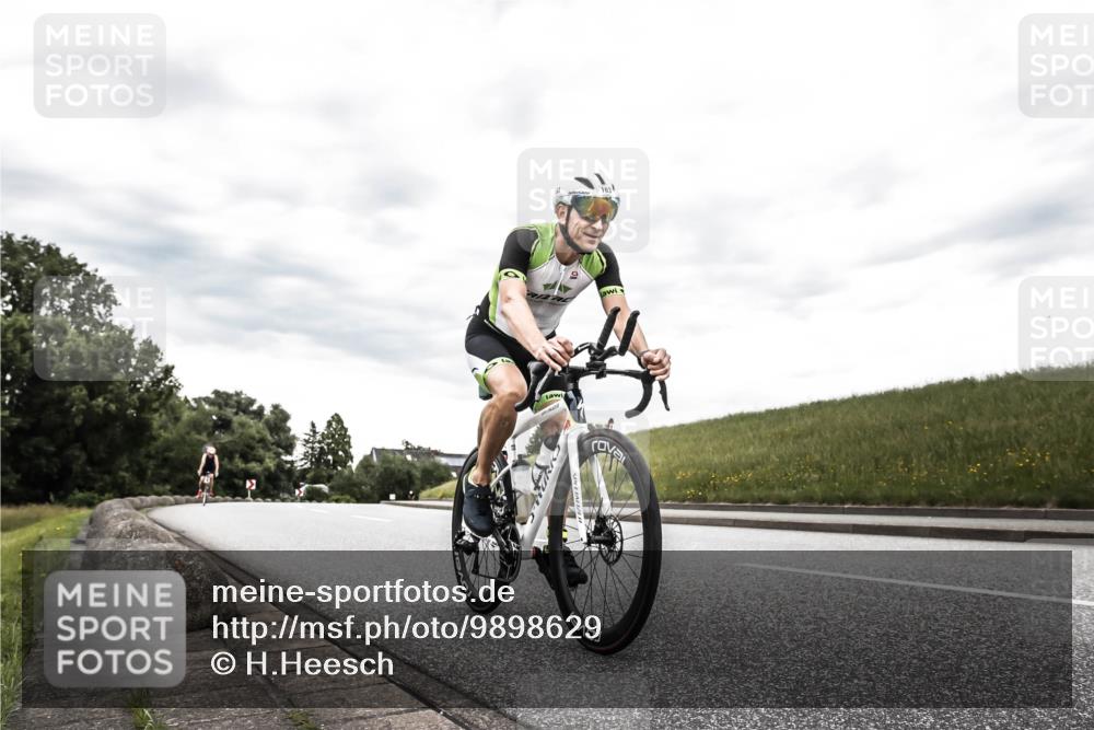 21.06.2026 - 29. Vierlanden-Triathlon H.Heesch http://msf.ph/oto/9898629 21.06.2026 10:20:00 Radfahren 69, 79, 163, 432 meine-sportfotos.de