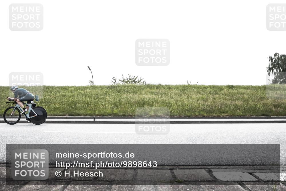 21.06.2026 - 29. Vierlanden-Triathlon H.Heesch http://msf.ph/oto/9898643 21.06.2026 11:19:08 Radfahren 195, 198, 233 meine-sportfotos.de