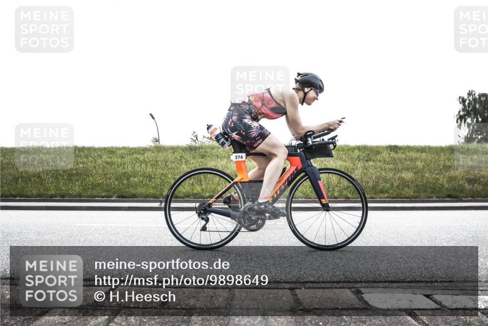 21.06.2026 - 29. Vierlanden-Triathlon H.Heesch http://msf.ph/oto/9898649 21.06.2026 11:19:22 Radfahren 274, 658, 735 meine-sportfotos.de