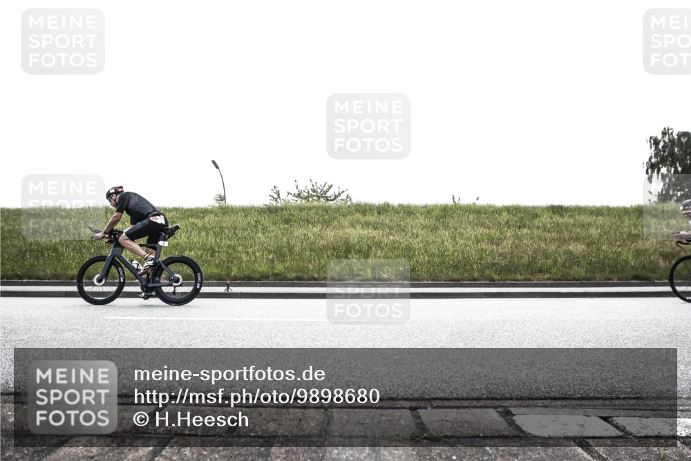 21.06.2026 - 29. Vierlanden-Triathlon H.Heesch http://msf.ph/oto/9898680 21.06.2026 11:20:21 Radfahren 5, 50, 86, 167, 777, 798 meine-sportfotos.de