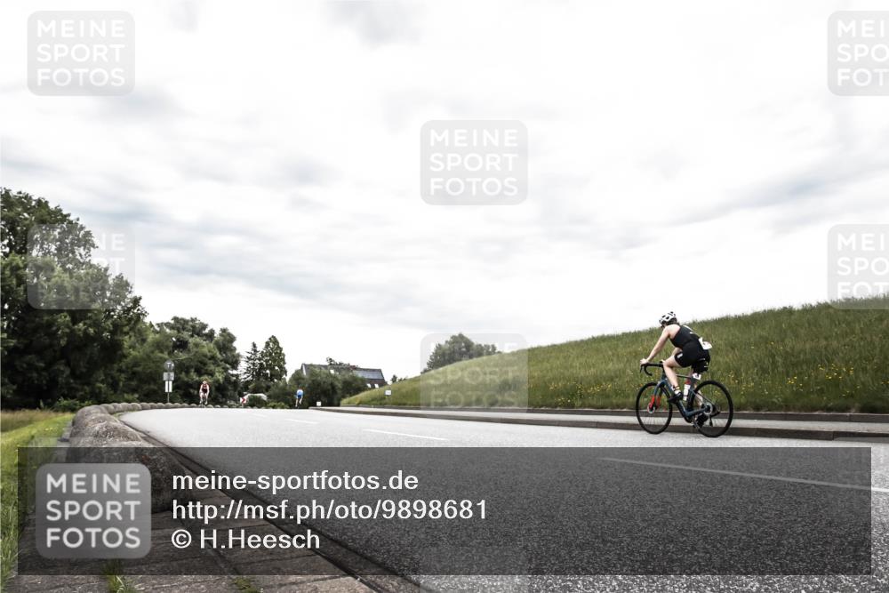21.06.2026 - 29. Vierlanden-Triathlon H.Heesch http://msf.ph/oto/9898681 21.06.2026 10:21:21 Radfahren 411, 620 meine-sportfotos.de