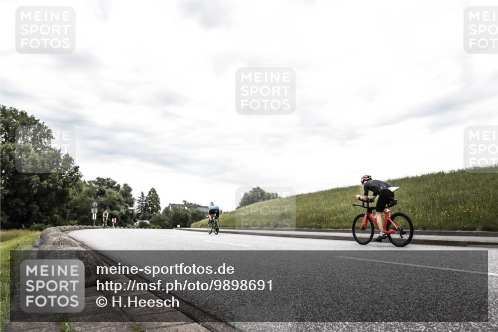21.06.2026 - 29. Vierlanden-Triathlon H.Heesch http://msf.ph/oto/9898691 21.06.2026 10:21:36 Radfahren 14, 205 meine-sportfotos.de