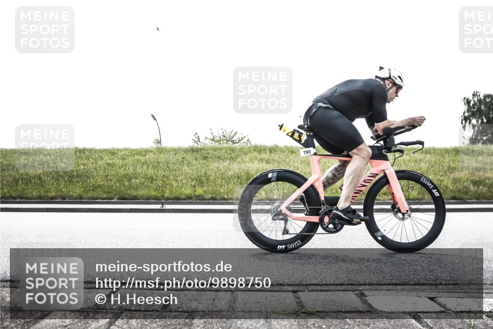 21.06.2026 - 29. Vierlanden-Triathlon H.Heesch http://msf.ph/oto/9898750 21.06.2026 11:22:29 Radfahren 96, 767, 780, 785 meine-sportfotos.de