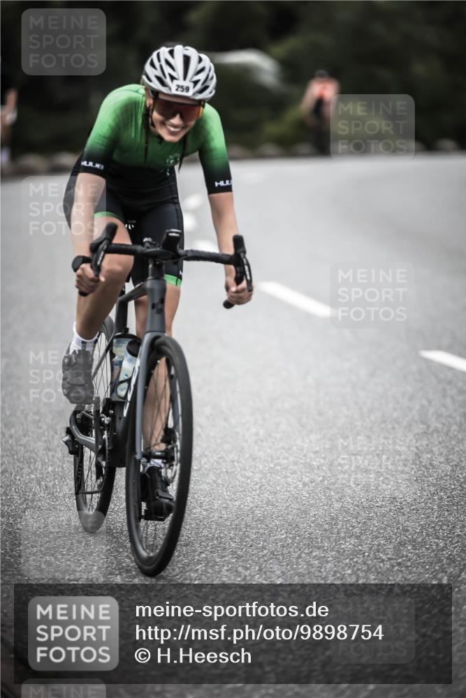 21.06.2026 - 29. Vierlanden-Triathlon H.Heesch http://msf.ph/oto/9898754 21.06.2026 10:05:46 Radfahren 133, 159, 252, 259, 317, 363 meine-sportfotos.de
