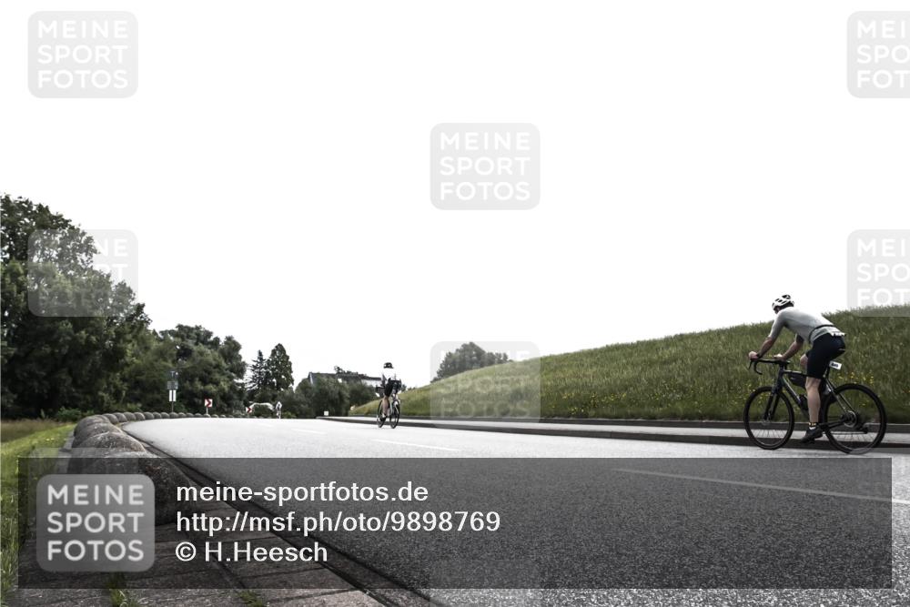 21.06.2026 - 29. Vierlanden-Triathlon H.Heesch http://msf.ph/oto/9898769 21.06.2026 10:46:20 Radfahren 193, 232 meine-sportfotos.de
