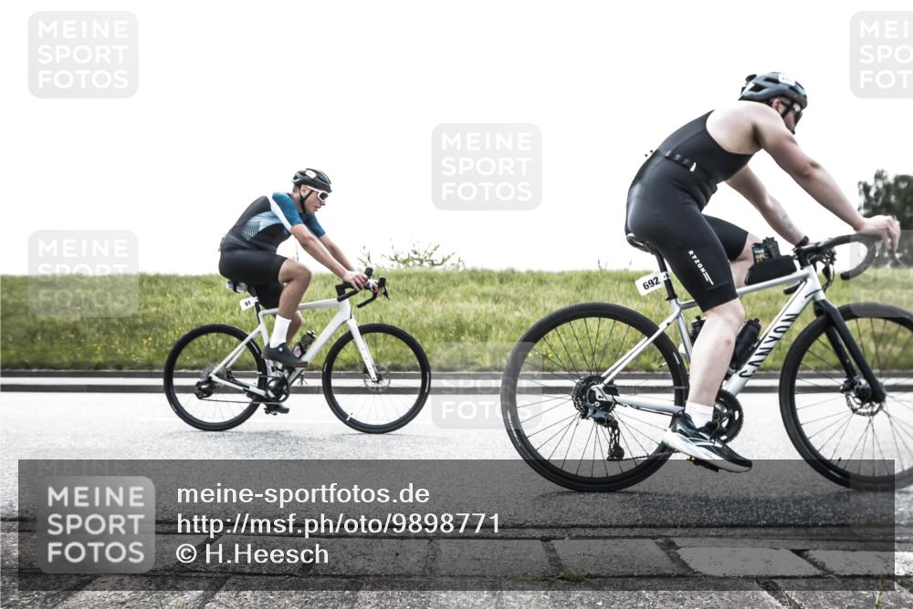21.06.2026 - 29. Vierlanden-Triathlon H.Heesch http://msf.ph/oto/9898771 21.06.2026 11:23:15 Radfahren 91, 130, 639, 692, 752, 759 meine-sportfotos.de