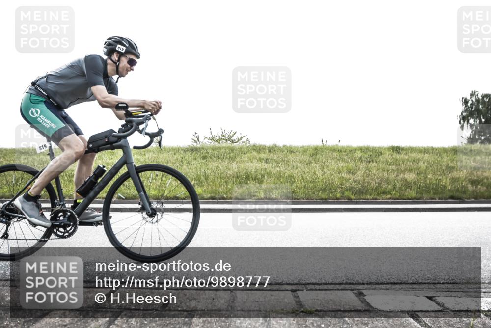 21.06.2026 - 29. Vierlanden-Triathlon H.Heesch http://msf.ph/oto/9898777 21.06.2026 11:23:29 Radfahren 135, 766, 819 meine-sportfotos.de