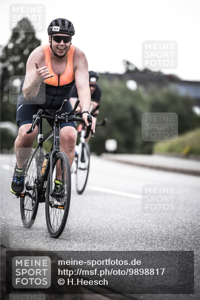 21.06.2026 - 29. Vierlanden-Triathlon H.Heesch http://msf.ph/oto/9898817 21.06.2026 10:05:54 Radfahren 159, 317, 346 meine-sportfotos.de