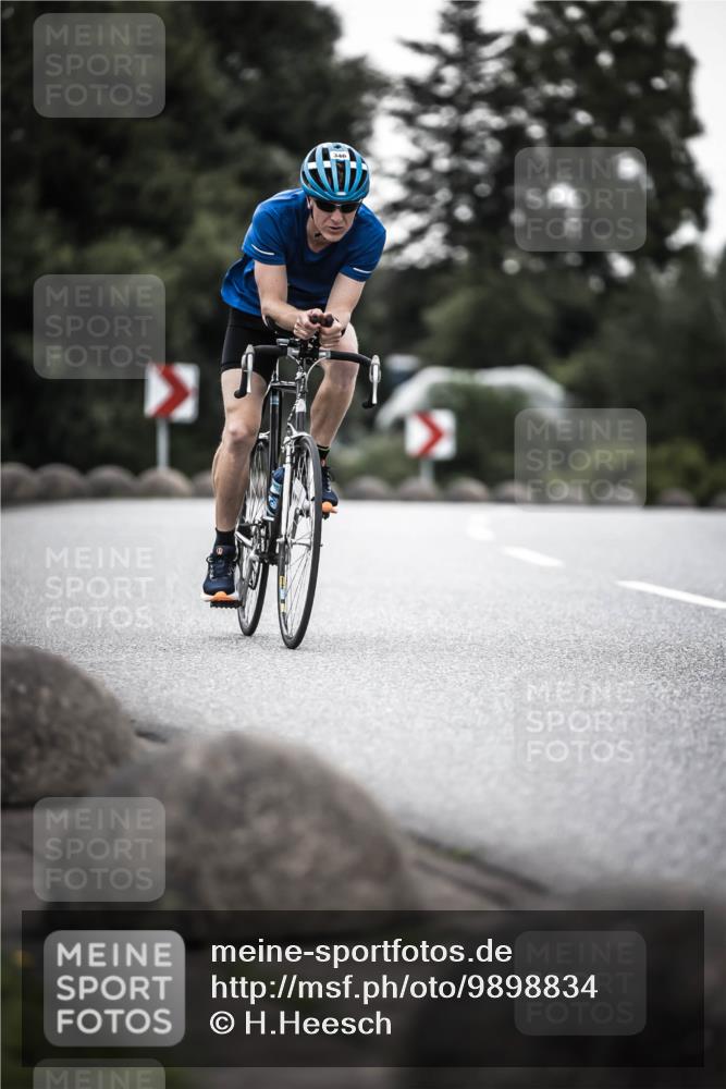 21.06.2026 - 29. Vierlanden-Triathlon H.Heesch http://msf.ph/oto/9898834 21.06.2026 10:05:59 Radfahren 346 meine-sportfotos.de