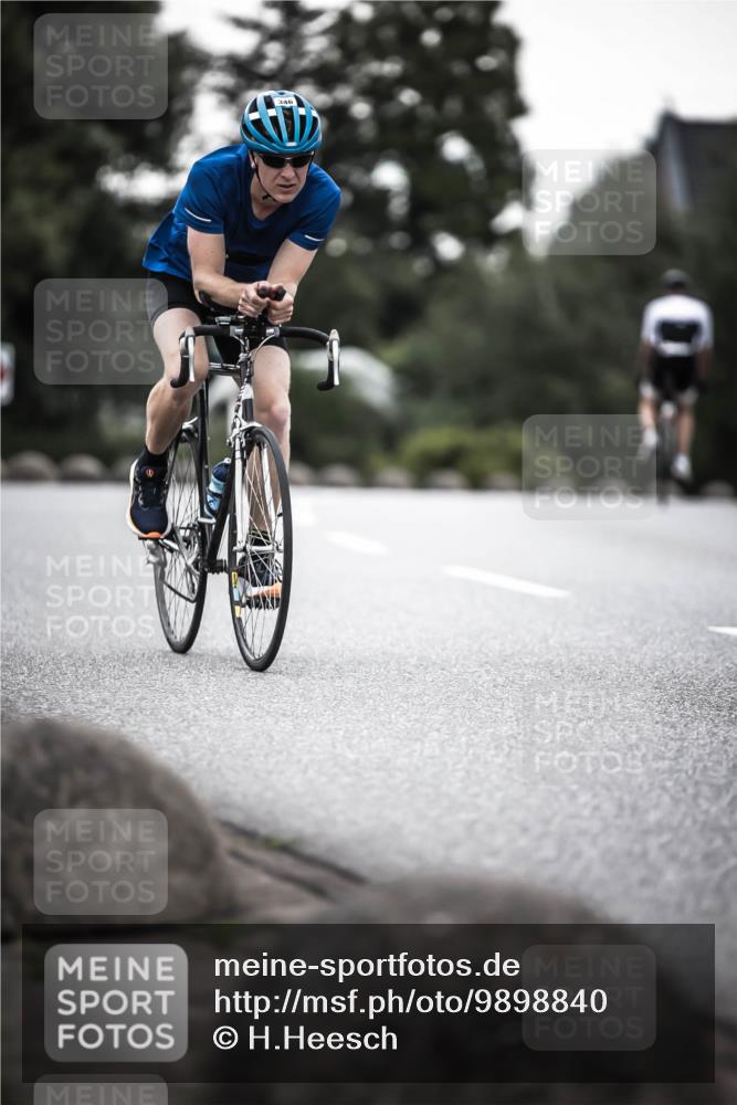 21.06.2026 - 29. Vierlanden-Triathlon H.Heesch http://msf.ph/oto/9898840 21.06.2026 10:05:59 Radfahren 346 meine-sportfotos.de