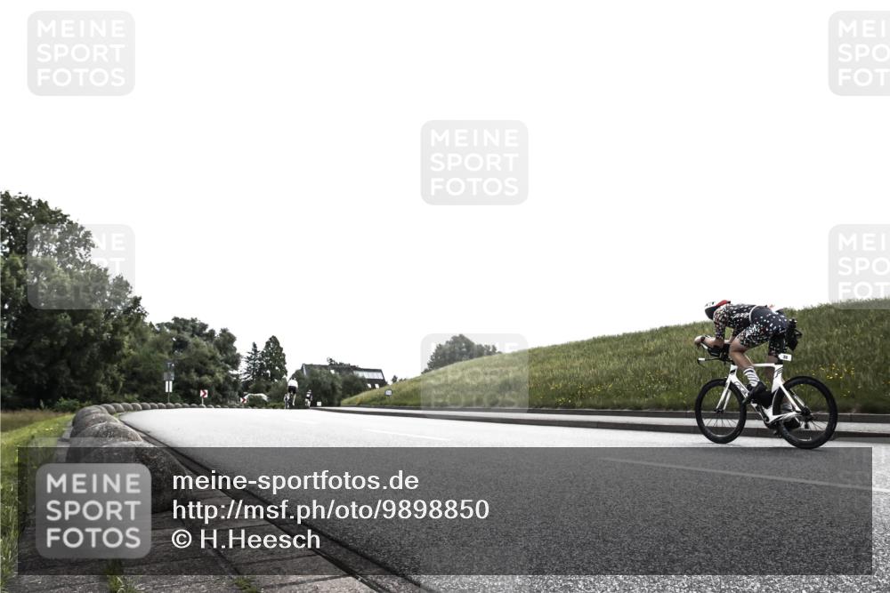 21.06.2026 - 29. Vierlanden-Triathlon H.Heesch http://msf.ph/oto/9898850 21.06.2026 10:47:55 Radfahren 238 meine-sportfotos.de