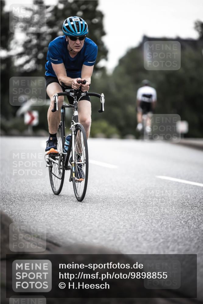 21.06.2026 - 29. Vierlanden-Triathlon H.Heesch http://msf.ph/oto/9898855 21.06.2026 10:06:00 Radfahren 346 meine-sportfotos.de