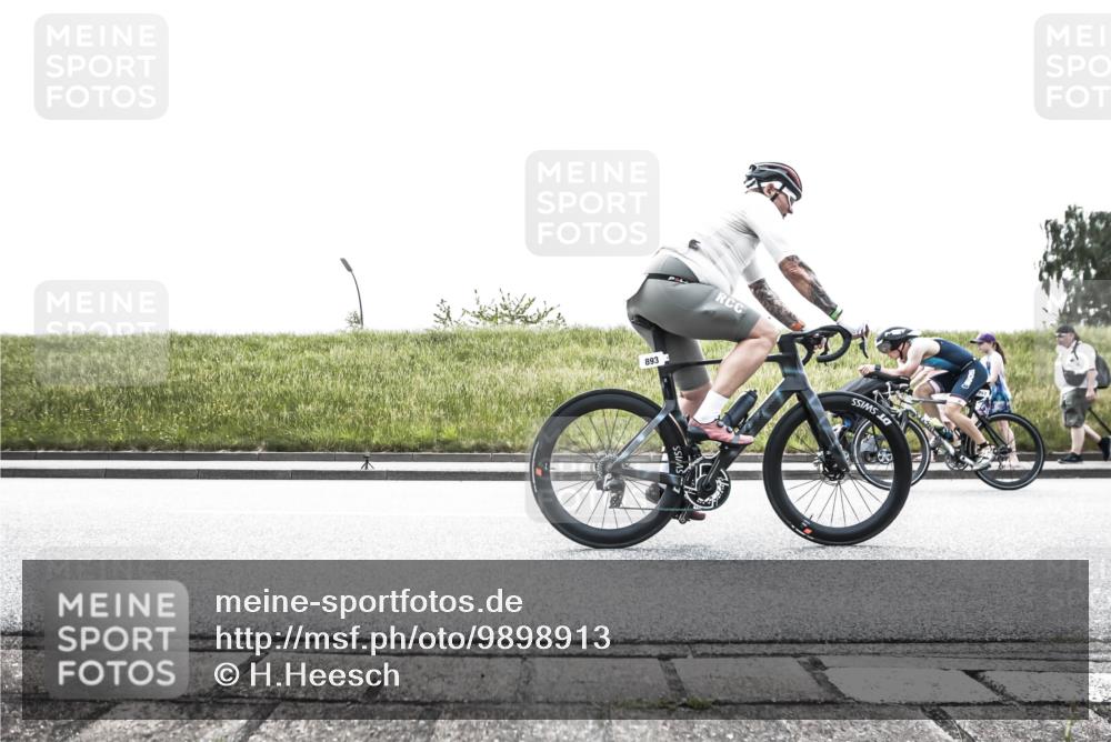 21.06.2026 - 29. Vierlanden-Triathlon H.Heesch http://msf.ph/oto/9898913 21.06.2026 11:27:54 Radfahren 271, 893 meine-sportfotos.de