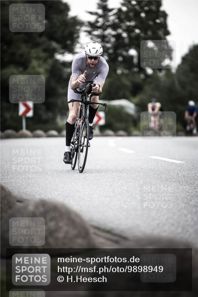 21.06.2026 - 29. Vierlanden-Triathlon H.Heesch http://msf.ph/oto/9898949 21.06.2026 10:06:23 Radfahren 109, 147, 165, 360, 381 meine-sportfotos.de