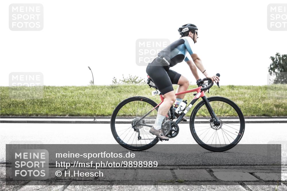 21.06.2026 - 29. Vierlanden-Triathlon H.Heesch http://msf.ph/oto/9898989 21.06.2026 11:30:10 Radfahren 232, 252, 292, 719 meine-sportfotos.de