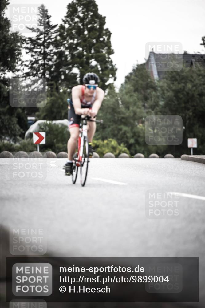 21.06.2026 - 29. Vierlanden-Triathlon H.Heesch http://msf.ph/oto/9899004 21.06.2026 10:06:27 Radfahren 109, 147, 165, 360, 381 meine-sportfotos.de