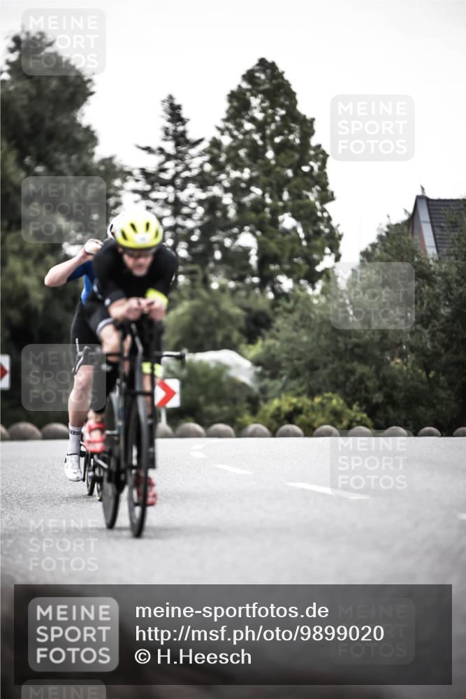 21.06.2026 - 29. Vierlanden-Triathlon H.Heesch http://msf.ph/oto/9899020 21.06.2026 10:06:29 Radfahren 147, 165, 360, 381 meine-sportfotos.de