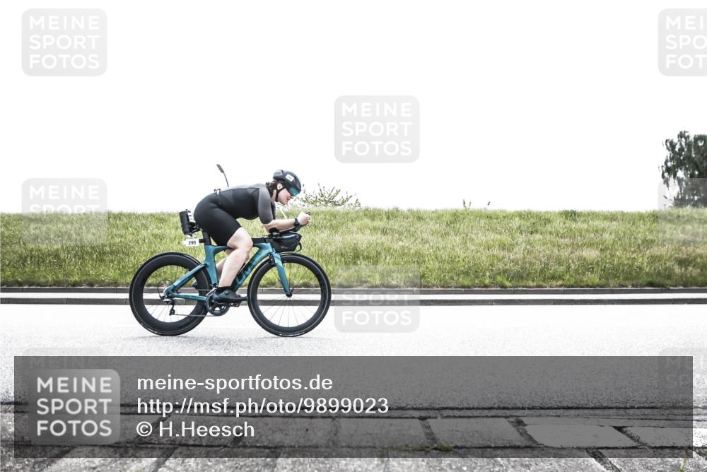 21.06.2026 - 29. Vierlanden-Triathlon H.Heesch http://msf.ph/oto/9899023 21.06.2026 11:30:58 Radfahren 236, 277, 295, 872, 899 meine-sportfotos.de