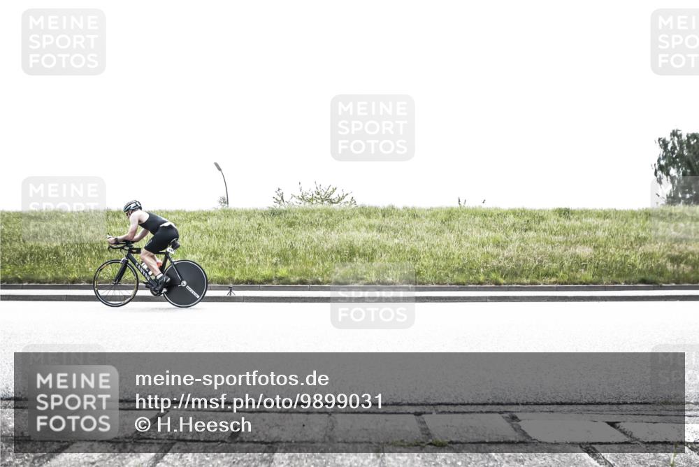 21.06.2026 - 29. Vierlanden-Triathlon H.Heesch http://msf.ph/oto/9899031 21.06.2026 11:31:14 Radfahren 116, 883 meine-sportfotos.de
