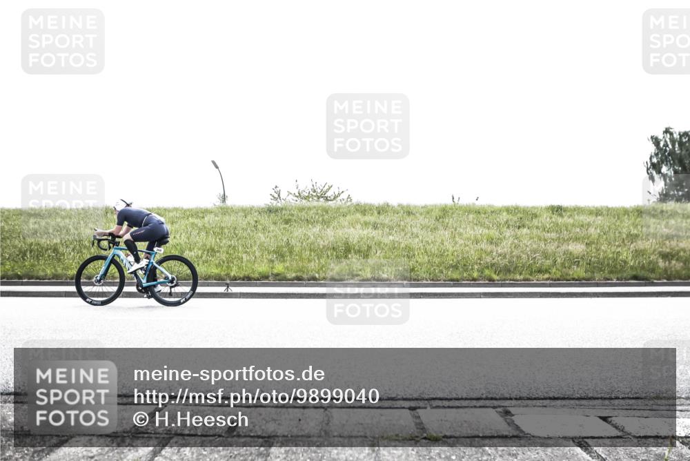 21.06.2026 - 29. Vierlanden-Triathlon H.Heesch http://msf.ph/oto/9899040 21.06.2026 11:31:32 Radfahren 200, 268, 667, 739, 788 meine-sportfotos.de
