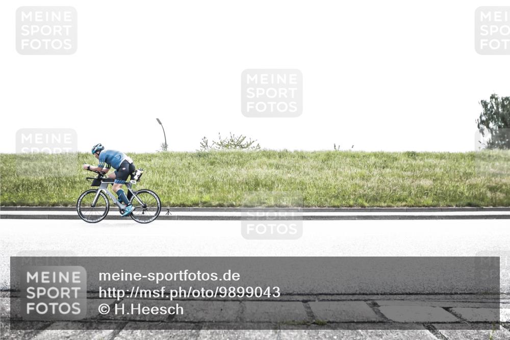 21.06.2026 - 29. Vierlanden-Triathlon H.Heesch http://msf.ph/oto/9899043 21.06.2026 11:31:35 Radfahren 200, 662, 667, 788 meine-sportfotos.de
