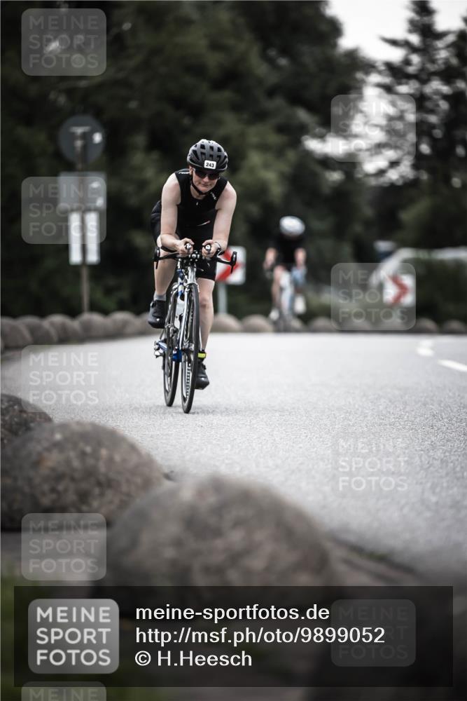 21.06.2026 - 29. Vierlanden-Triathlon H.Heesch http://msf.ph/oto/9899052 21.06.2026 10:06:38 Radfahren 243, 306, 349, 361 meine-sportfotos.de