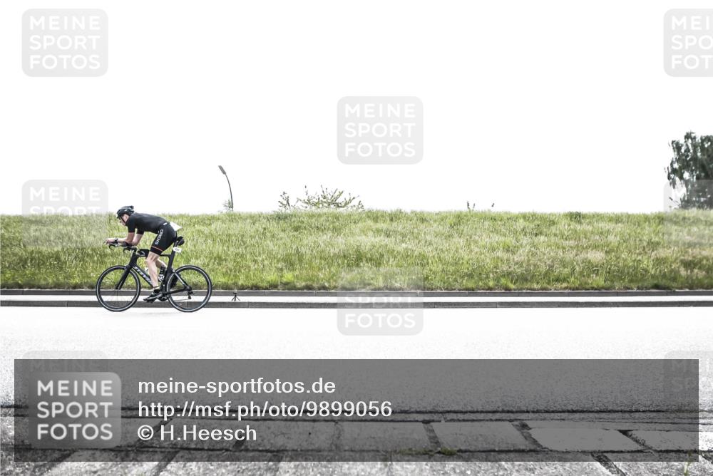 21.06.2026 - 29. Vierlanden-Triathlon H.Heesch http://msf.ph/oto/9899056 21.06.2026 11:31:51 Radfahren 721, 854, 873 meine-sportfotos.de