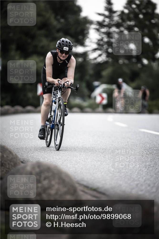 21.06.2026 - 29. Vierlanden-Triathlon H.Heesch http://msf.ph/oto/9899068 21.06.2026 10:06:38 Radfahren 243, 306, 349, 361 meine-sportfotos.de