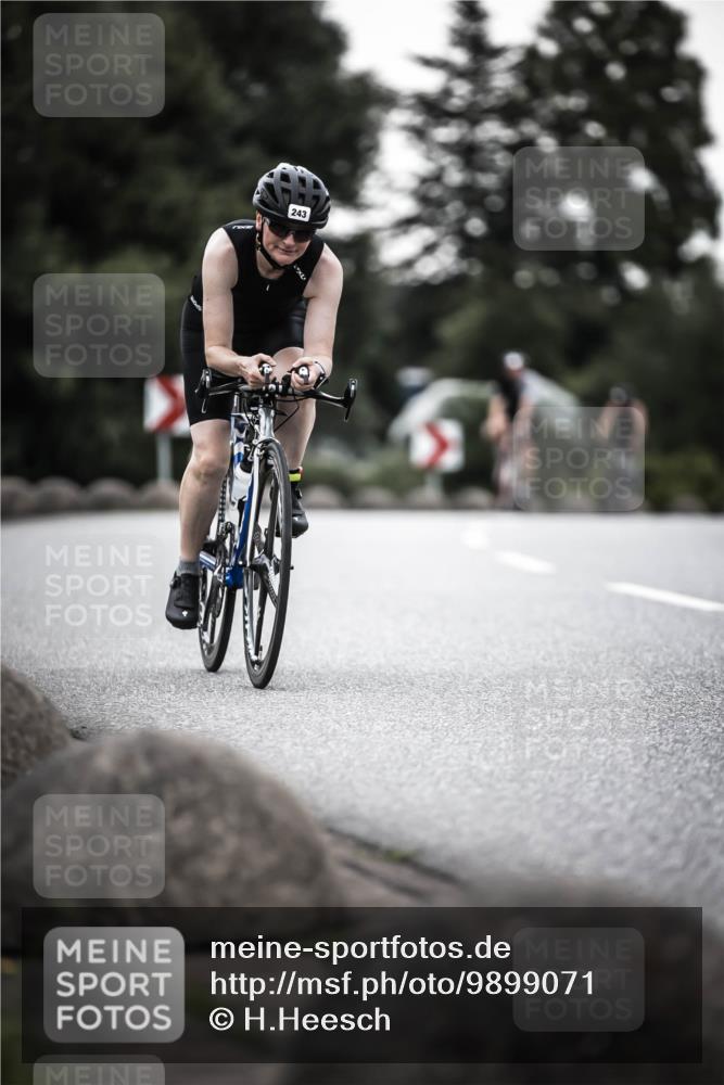21.06.2026 - 29. Vierlanden-Triathlon H.Heesch http://msf.ph/oto/9899071 21.06.2026 10:06:38 Radfahren 243, 306, 349, 361 meine-sportfotos.de