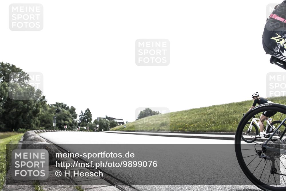 21.06.2026 - 29. Vierlanden-Triathlon H.Heesch http://msf.ph/oto/9899076 21.06.2026 10:52:00 Radfahren 44 meine-sportfotos.de