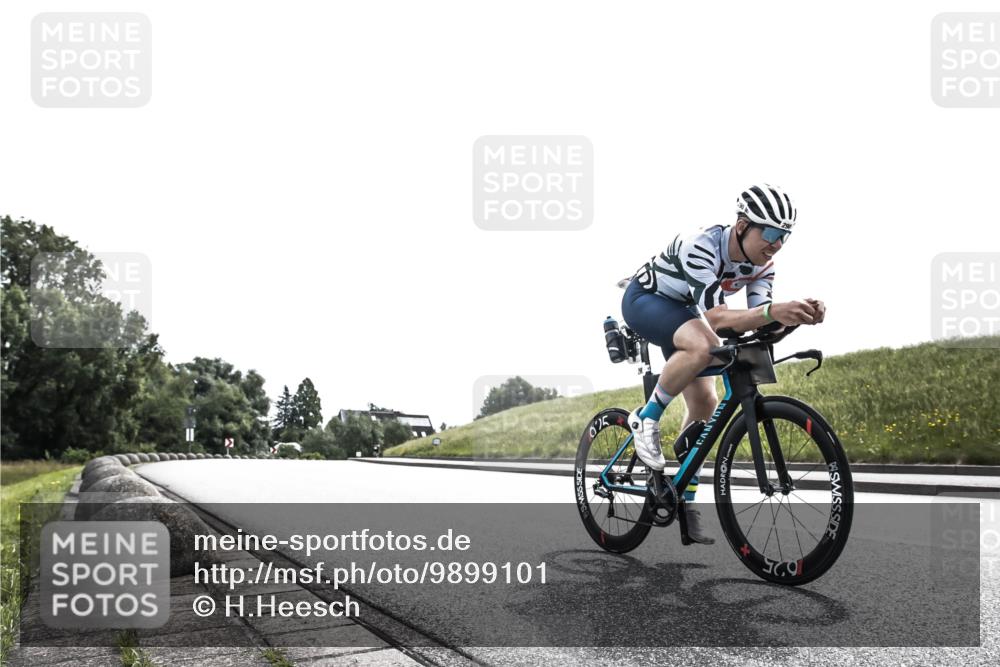 21.06.2026 - 29. Vierlanden-Triathlon H.Heesch http://msf.ph/oto/9899101 21.06.2026 10:52:10 Radfahren 24, 45, 167, 249, 281, 290, 496 meine-sportfotos.de