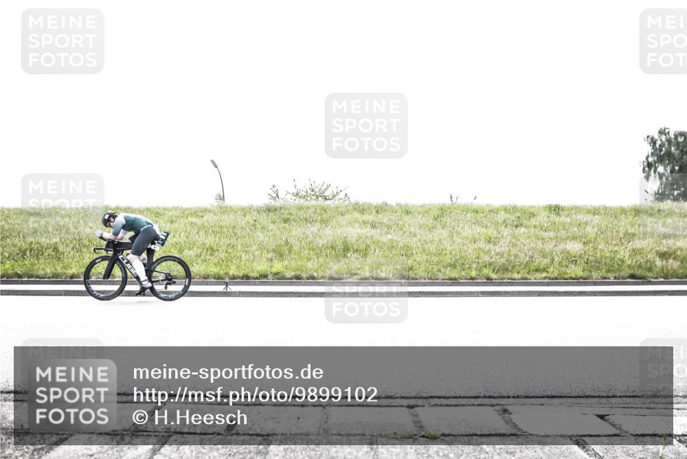 21.06.2026 - 29. Vierlanden-Triathlon H.Heesch http://msf.ph/oto/9899102 21.06.2026 11:32:51 Radfahren 41, 114, 269, 294, 806, 880, 885 meine-sportfotos.de