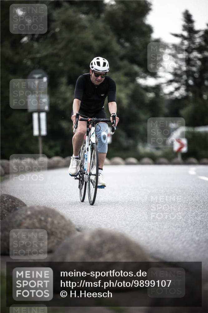 21.06.2026 - 29. Vierlanden-Triathlon H.Heesch http://msf.ph/oto/9899107 21.06.2026 10:06:42 Radfahren 199, 243, 306, 349, 361 meine-sportfotos.de